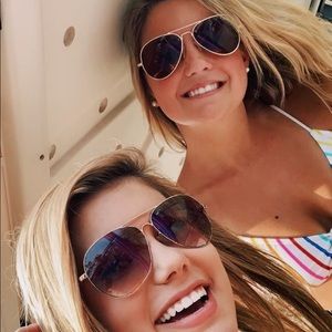 Meet your Posher, Ali